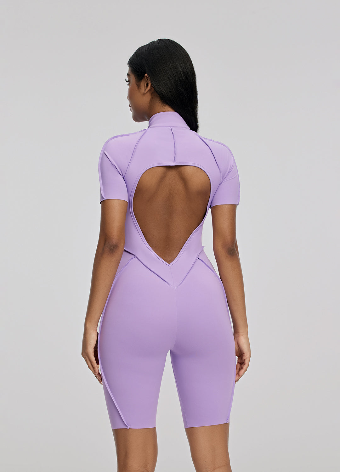 Macacão Skin Fit Curto - Lilás