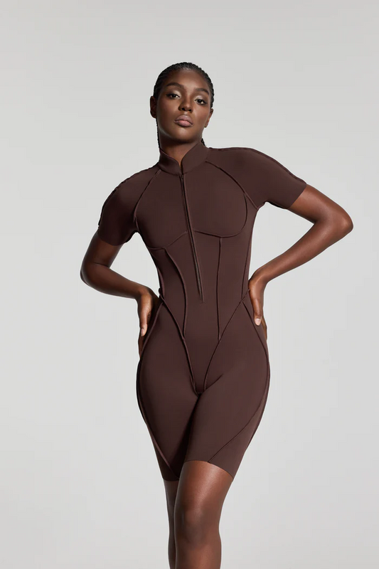Macacão Skin Fit Curto - Chocolate