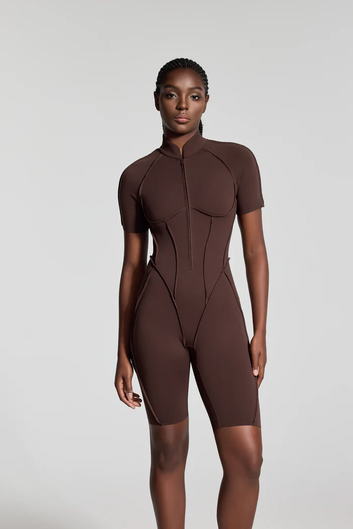 Macacão Skin Fit Curto - Chocolate